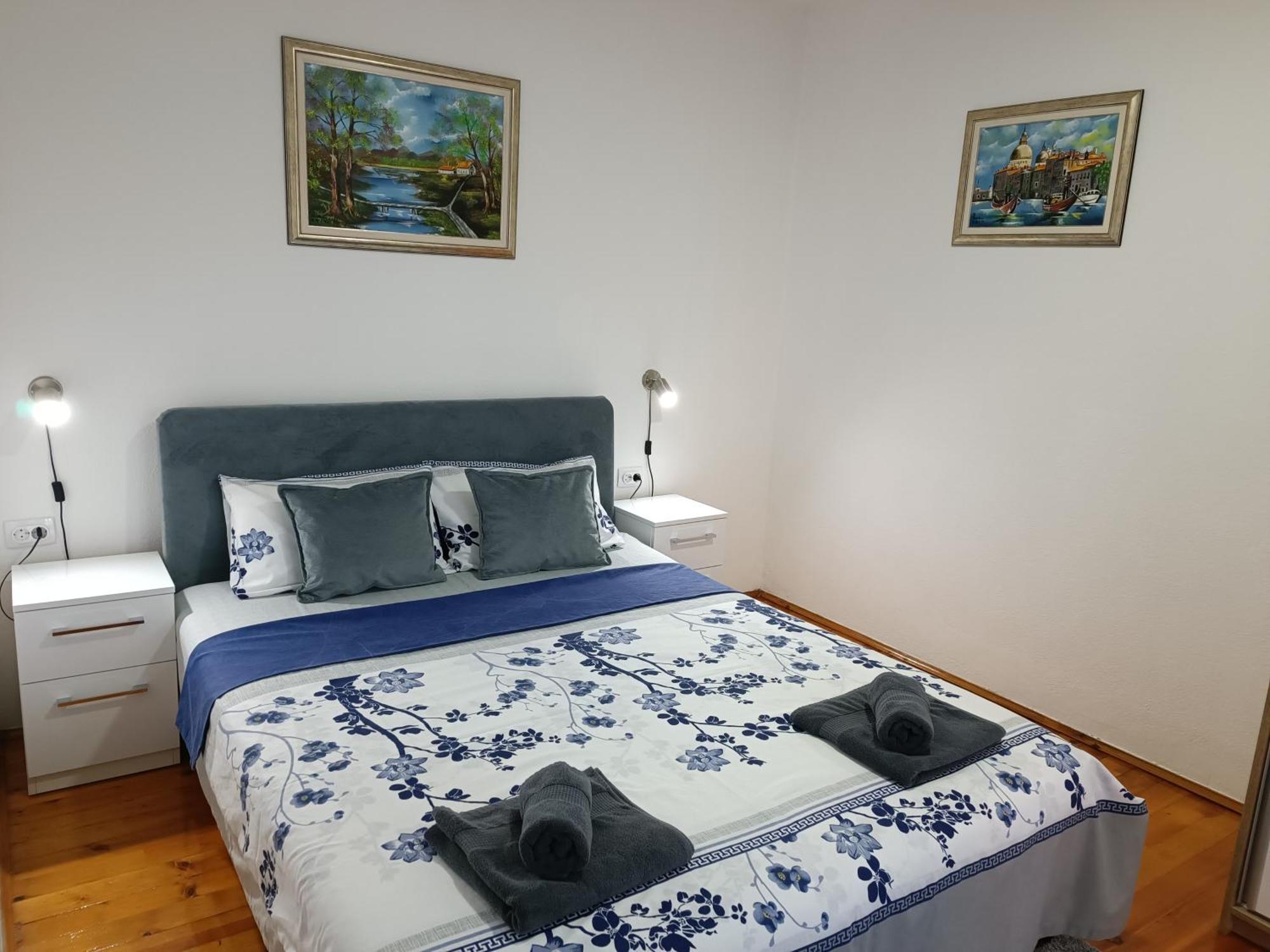 Entire House Floor - 2-Bedroom Cozy & Peaceful Apartment Podgorica Exteriör bild